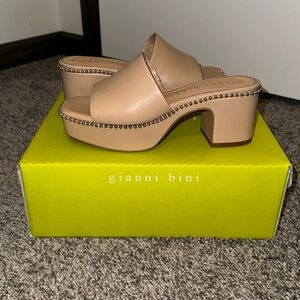 ✨ Gianni Bini Studded Platform Mules – Chic & Comfy ✨